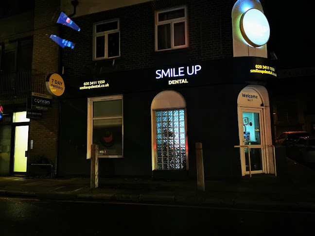 SmileUp Dental - London