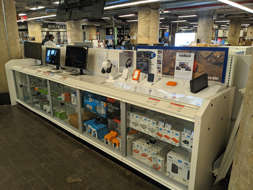 Computer Store «Micro Center», reviews and photos, 850 3rd Ave, Brooklyn, NY 11232, USA