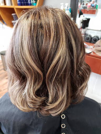 Hair Salon «Charlies Angels Unisex Salon», reviews and photos, 176 Windsor Hwy, New Windsor, NY 12553, USA