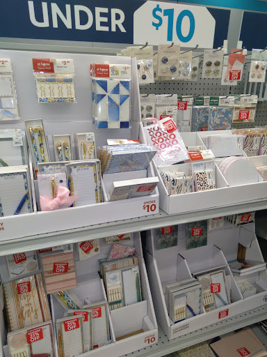 Home Goods Store «At Home», reviews and photos, 10140 N 91st Ave, Peoria, AZ 85345, USA