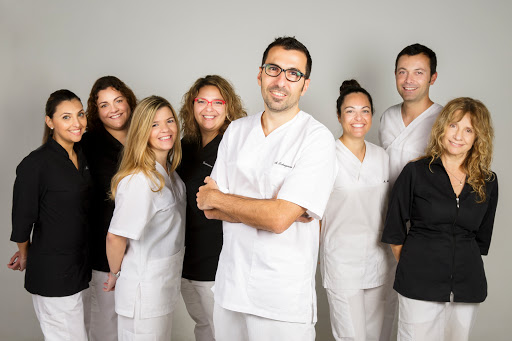 Clínica Dental Dr. Ochogavía en Palma