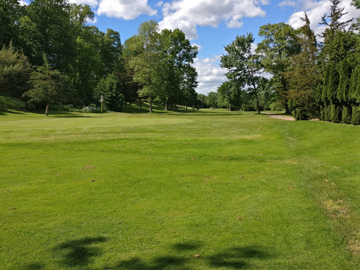 Golf Driving Range «Miner Hills Golf Course & Driving Range», reviews and photos, 80 Miner Hills Dr, Middletown, CT 06457, USA