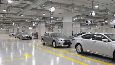 Photos of Toyota Al sayer New Car Delivery Center
