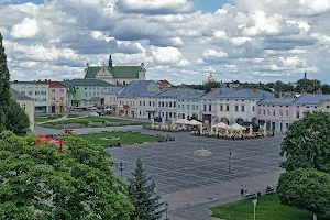 Vicheva Square image
