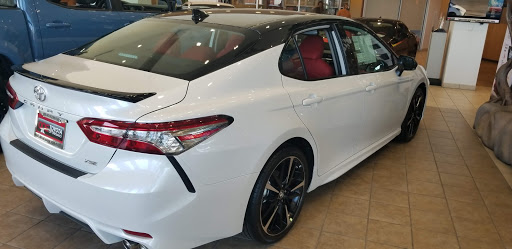 Toyota Dealer «One Toyota of Oakland», reviews and photos, 8181 Oakport St, Oakland, CA 94621, USA