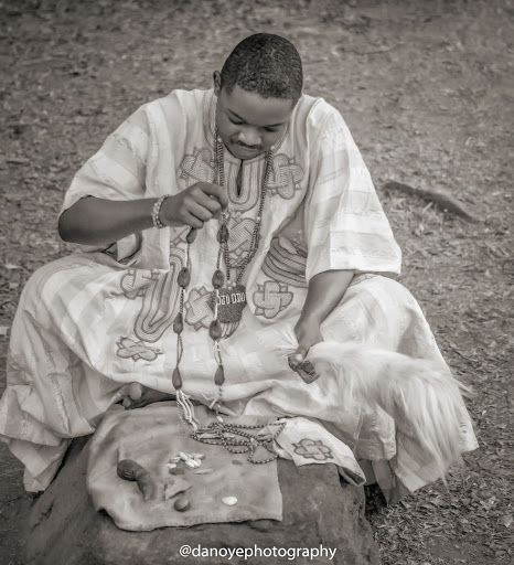 Babalawo Awolowo Ifatoki (Ifa Priest) image