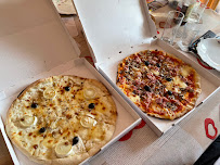 Plats et boissons du Pizzas à emporter Pizzeria La Montagne à Embrun - n°6
