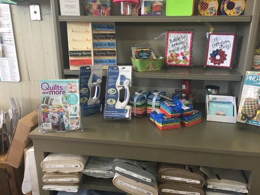 Quilt Shop «Thimbles», reviews and photos, 940 S State St, Lockport, IL 60441, USA