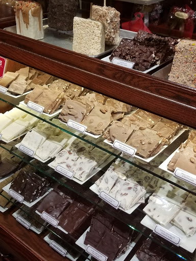 Outlet Mall «Tanger Outlet Lancaster», reviews and photos, 311 Stanley K. Tanger Blvd, Lancaster, PA 17602, USA