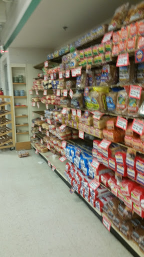 Grocery Store «Town & Country Foods», reviews and photos, 219 N 19th Ave, Bozeman, MT 59718, USA