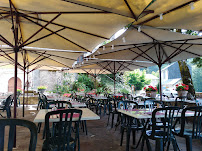 Atmosphère du Restaurant Lou Castel à Nages - n°17