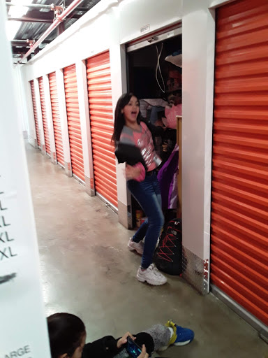 Self-Storage Facility «CubeSmart Self Storage», reviews and photos, 1376 Cromwell Ave, Bronx, NY 10452, USA