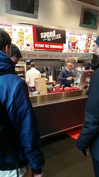 Atmosphère du Restaurant KFC Grenoble St-Martin-D'Hères à Saint-Martin-d'Hères - n°13