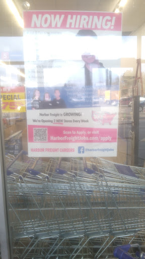 Hardware Store «Harbor Freight Tools», reviews and photos, 6272 Pearl Rd, Parma Heights, OH 44130, USA