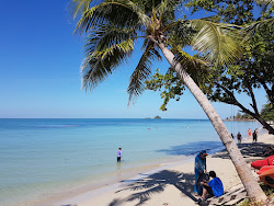 Foto van Kai Bae Beach met een ruime kustlijn