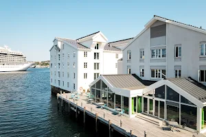 Thon Hotel Kristiansund image