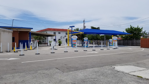 Car Wash «Ultimate Car Wash», reviews and photos, 321 S Federal Hwy, Dania Beach, FL 33004, USA