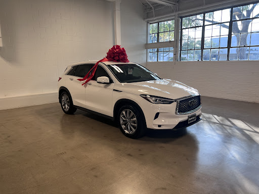 Lexus Dealer «Sewell Lexus of Dallas», reviews and photos, 6421 Lemmon Ave, Dallas, TX 75209, USA