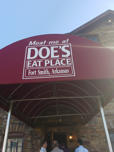 American Restaurant «Doe’s», reviews and photos, 422 N 3rd St, Fort Smith, AR 72901, USA