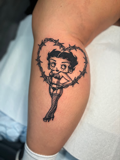Explore no pain no gain tattoo ideas, creative tattoo ideas in Sykesville, available at Foxwood Tattoo Collective