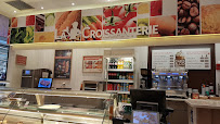 Atmosphère du Sandwicherie La Croissanterie à Collégien - n°3