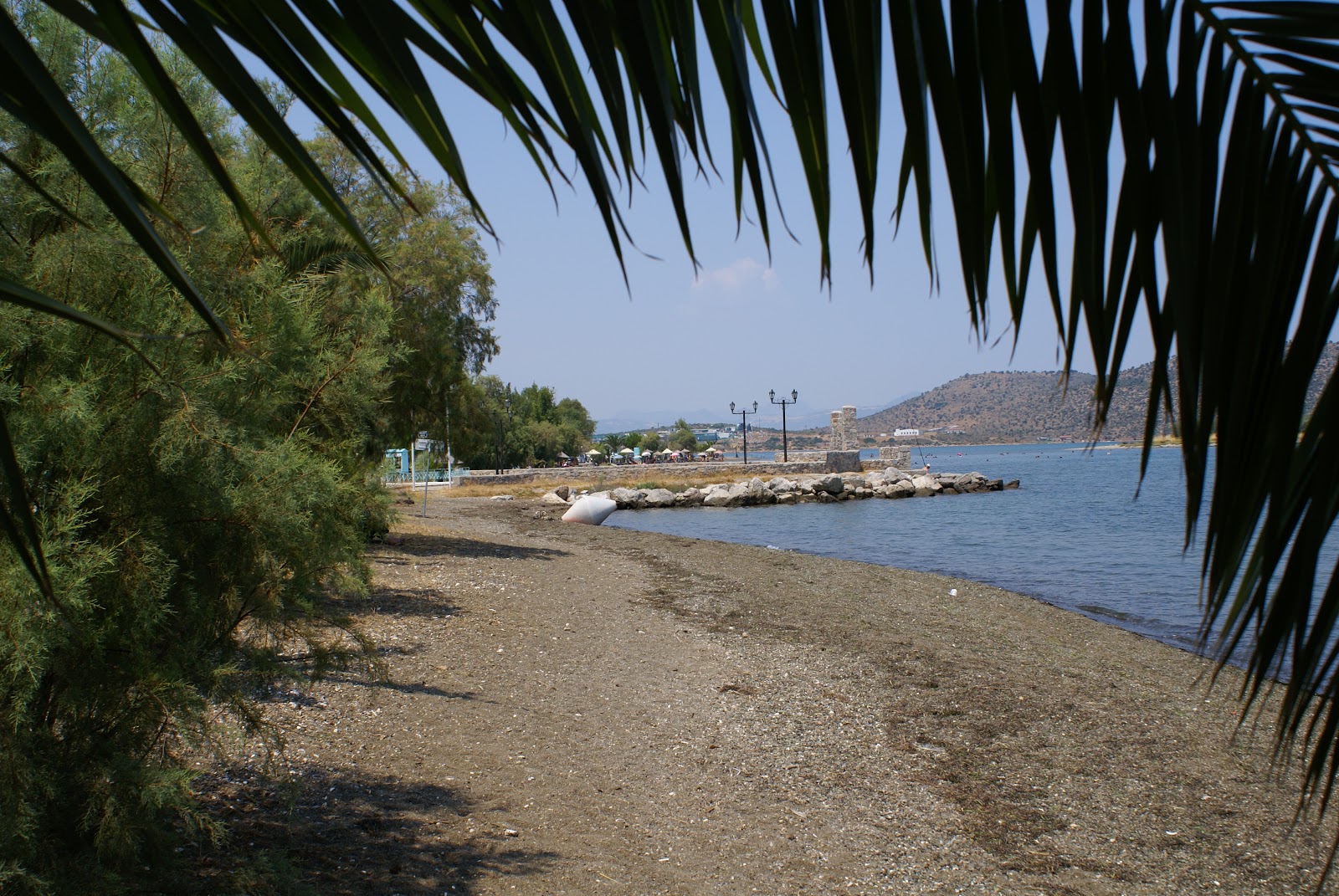 Foto von Tragana beach mit geräumige bucht