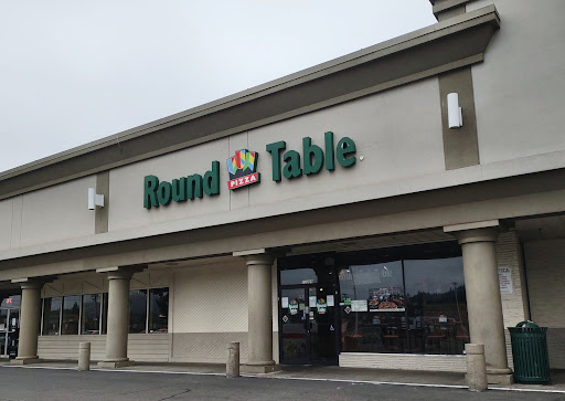 Pizza Restaurant «Round Table Pizza», reviews and photos, 10389 SE 82nd Ave, Happy Valley, OR 97086, USA