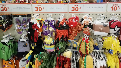 Pet Supply Store «PetSmart», reviews and photos, 60 NJ-17, Paramus, NJ 07652, USA