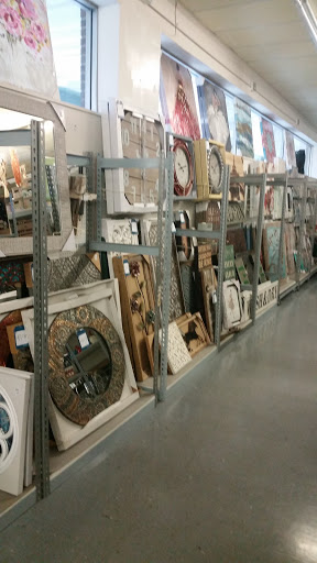 Home Goods Store «Tuesday Morning», reviews and photos, 4719 Tilghman St, Allentown, PA 18104, USA