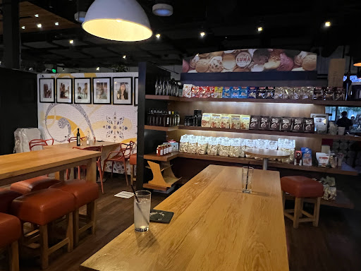 Shopping Mall «The Shops Gainey Village», reviews and photos, 8777 N Scottsdale Rd, Scottsdale, AZ 85253, USA