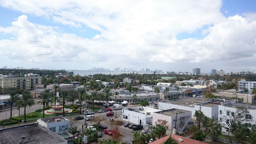 Grocery Store «Bay Supermarket», reviews and photos, 907 Normandy Dr, Miami Beach, FL 33141, USA