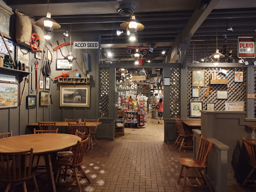 American Restaurant «Cracker Barrel Old Country Store», reviews and photos, 2003 Eatonton Rd, Madison, GA 30650, USA