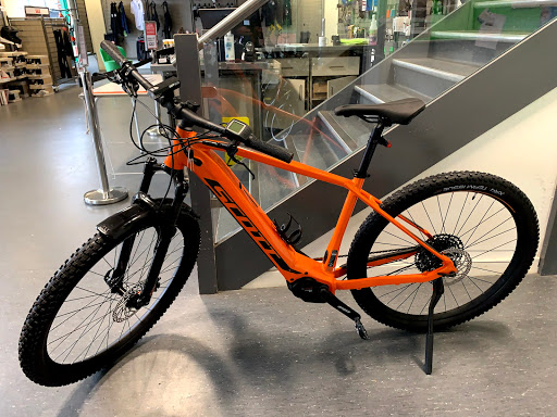 Second hand electric bicycle Oldham