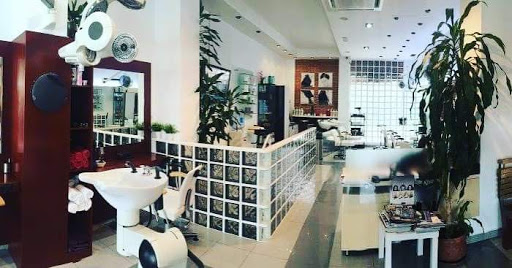 Salón Bloom Xalfas en Torrejón de Ardoz, Madrid