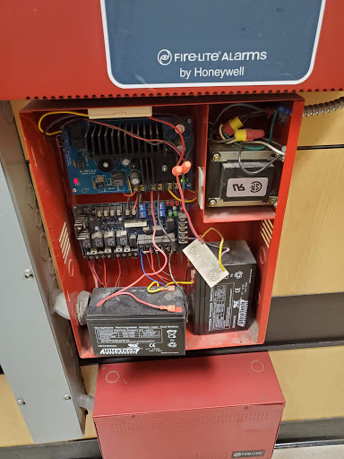 Supermarket «King Kullen», reviews and photos, 52 E Montauk Hwy, Hampton Bays, NY 11946, USA