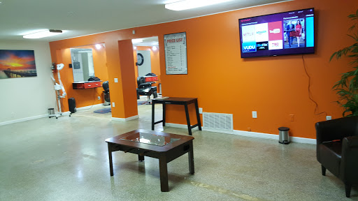 Barber Shop «DCB Barber Shop - Barber Shop Hispano», reviews and photos, 1545 E Olive Rd, Pensacola, FL 32514, USA