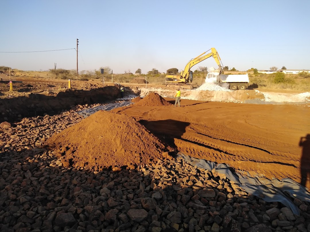 Lumbe Hardware Somthwalo Construction in the city KwaMhlanga