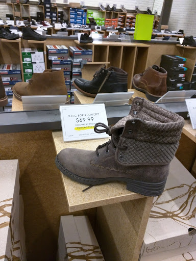 Shoe Store «DSW Designer Shoe Warehouse», reviews and photos, 345 Rockaway Turnpike, Lawrence, NY 11559, USA