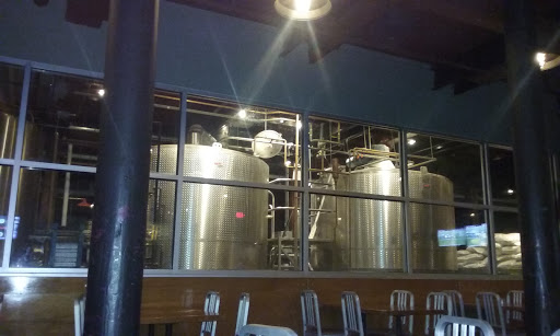 Bar «Lowell Beer Works», reviews and photos, 203 Cabot St, Lowell, MA 01854, USA