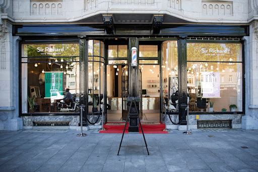 Curly hair salons Antwerp