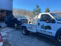 Reyes Towing Service LLC - Photo 8 - Car repair in , Charlotte