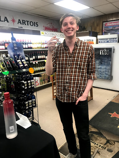 Liquor Store «Annapolis Wine & Spirits», reviews and photos, 1307 Forest Dr, Annapolis, MD 21403, USA