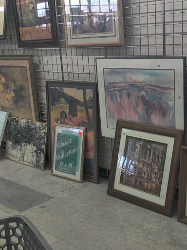 Thrift Store «The Salvation Army Family Store & Donation Center», reviews and photos