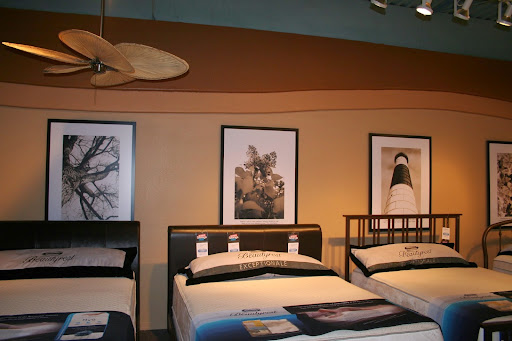 Furniture Store «Gardner-White Furniture», reviews and photos, 7680 Telegraph Rd, Taylor, MI 48180, USA