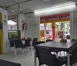 Cocteles y Mariscos EL RINCÓN CAMARONERO - Restaurante de mariscos en cancun - cocteleria photo