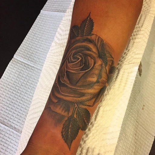 Find are hand tattoos a bad idea for your next unique tattoo in Atlanta at Camp Creek Body Art & Laser