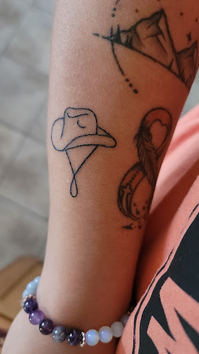 Tattoo Shop «Hart & Huntington Tattoo Co.», reviews and photos, 137 2nd Ave N #201, Nashville, TN 37201, USA