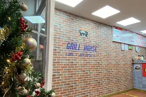 Grill house image