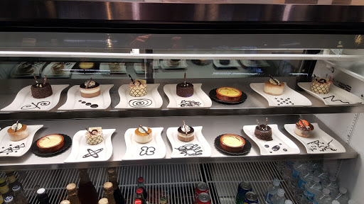 Chocolate Shop «Le Chocoholique», reviews and photos, 601 N High St, Columbus, OH 43215, USA