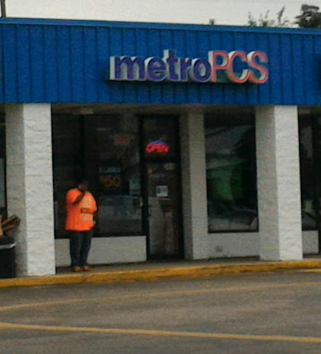 Cell Phone Store «MetroPCS Authorized Dealer», reviews and photos, 3416 Edgmont Ave, Brookhaven, PA 19015, USA